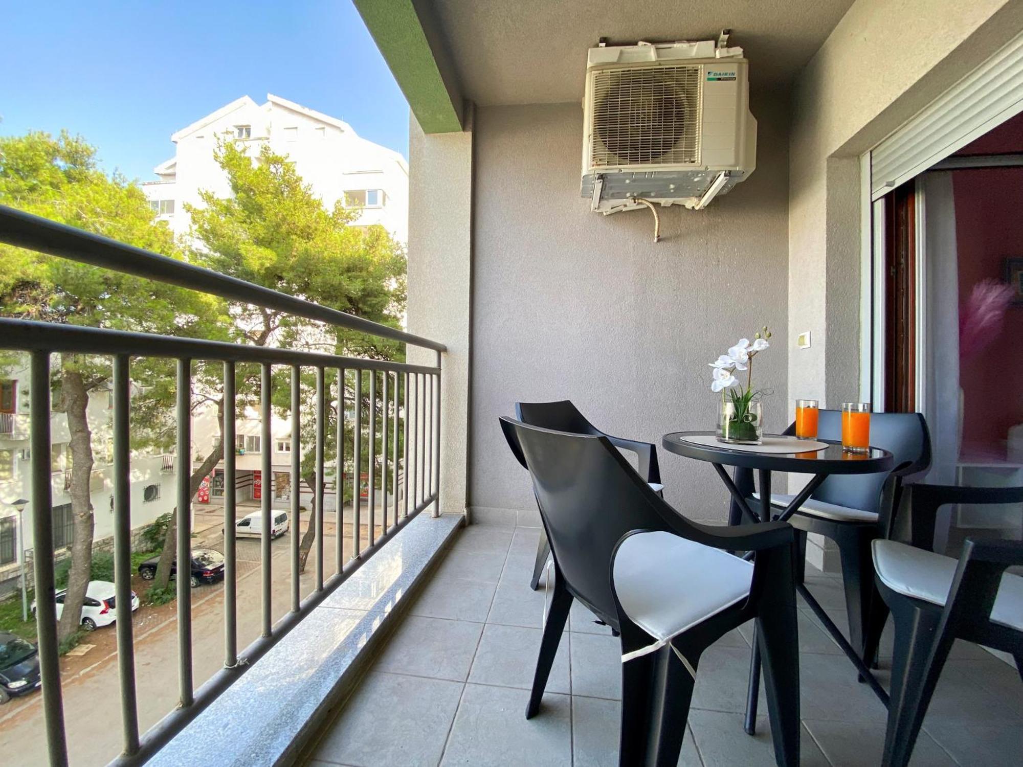 Apartment Center Adria Бар Экстерьер фото